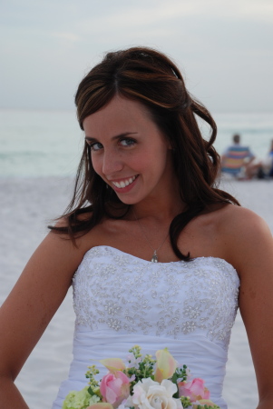 Amy Richardson Photo 21
