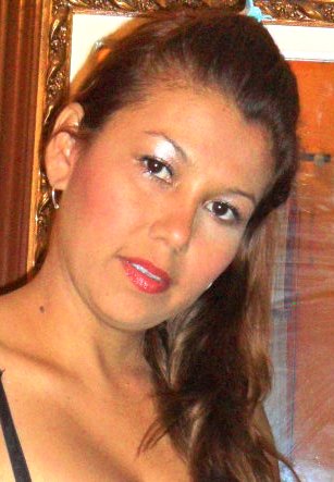 Erika Manrique Photo 15