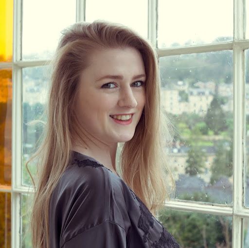 Claudia May Photo 16
