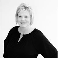 Kristin Moeller Photo 22