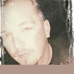 Dustin Nichols Photo 39