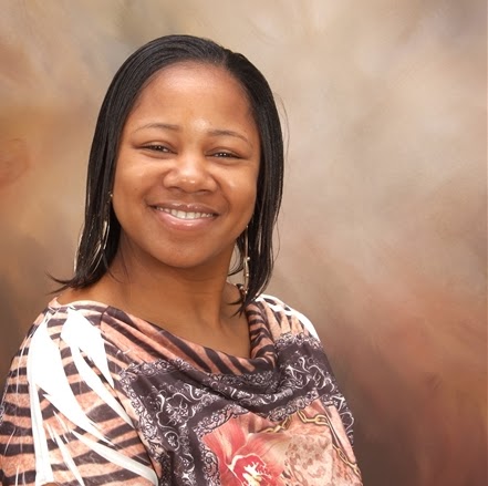 Lisa Starks Photo 37