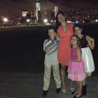 Victoria Bowen Photo 43