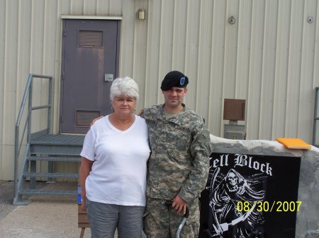 Susan Graves Photo 35