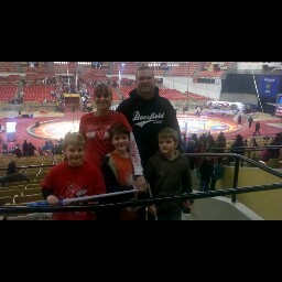 Stephanie Peterson Photo 40