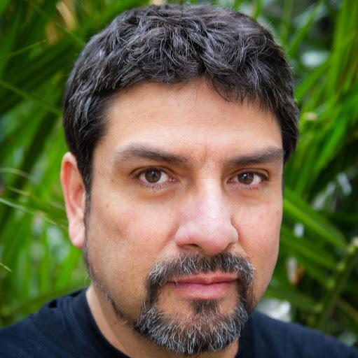 Gabriel Guzman Photo 10