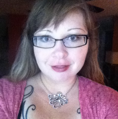 Amy Mclaughlin Photo 33