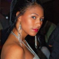 Lisa Hurt Photo 39