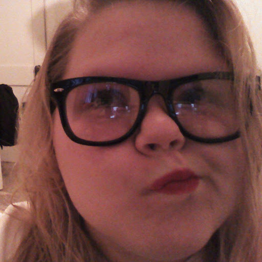 Carissa Davis Photo 20