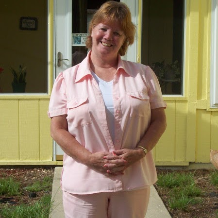 Clare Conway Photo 26