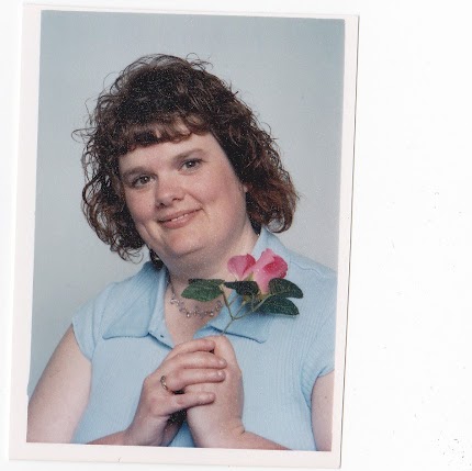 Sally Lewis Photo 35