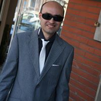 Leo Collins Photo 32