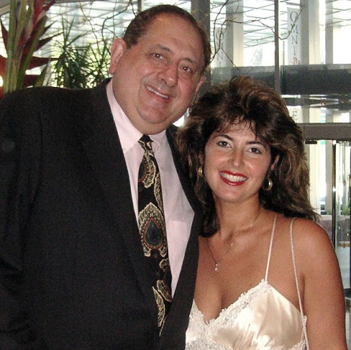 Suzanne Cohen Photo 34