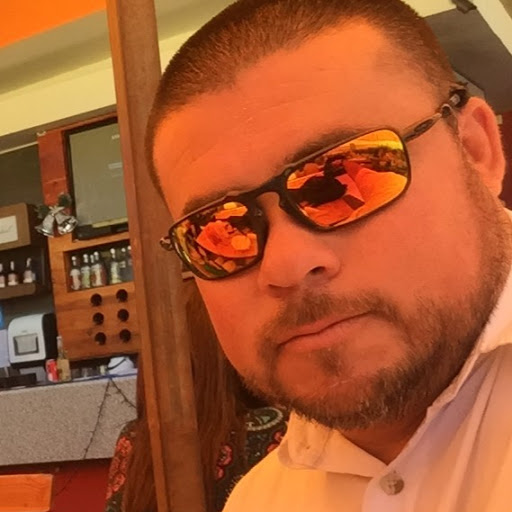 Edwin Pizarro Photo 18