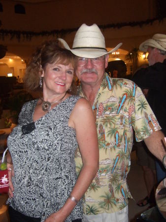 Debbie Perry Photo 14