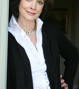 Joan Fitzpatrick Photo 4