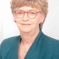 Janet Nicholson Photo 17