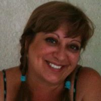 Tracy Potts Photo 34