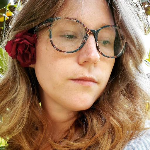 Michelle Hickman Photo 16