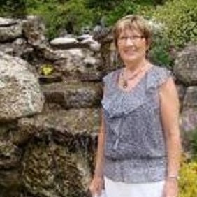 Betty Martin Photo 25