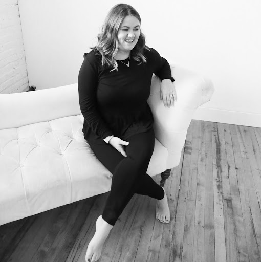 Sarah Goodman Photo 46