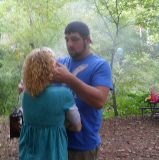 Julia Stevenson Photo 13
