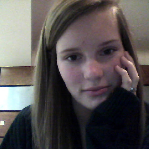 Rachel Winters Photo 35