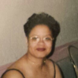 Roberta Johnson Photo 7