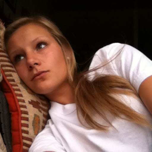 Hazel Harvey Photo 24