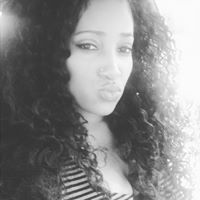 Victoria Bowman Photo 15