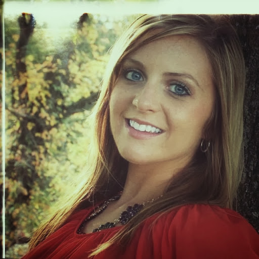 Nicole Dean Photo 25