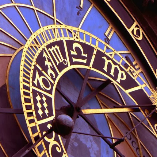 Robin Adams Photo 13