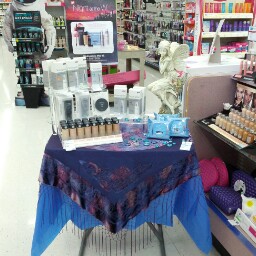 Julie Yoder Photo 13