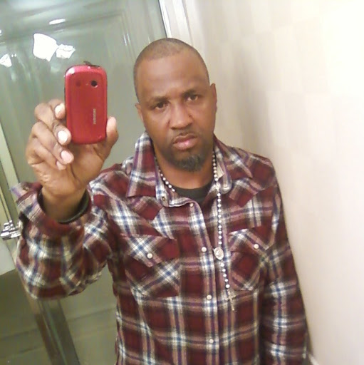 Eddie Sims Photo 16