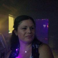 Sara Snyder Photo 14