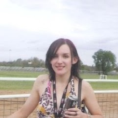 Amy Muir Photo 27