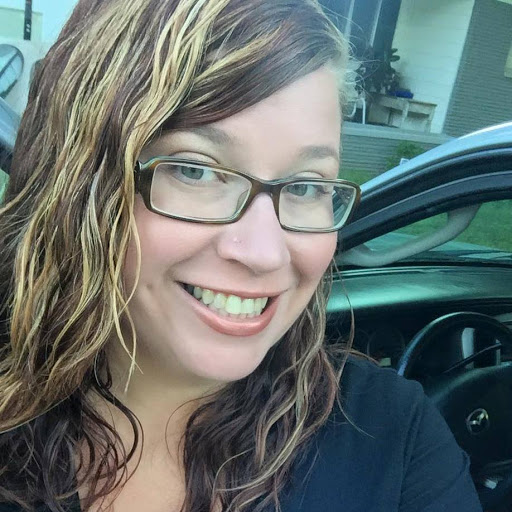 Kim Nichols Photo 18