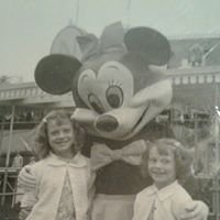 Lori Schroeder Photo 28