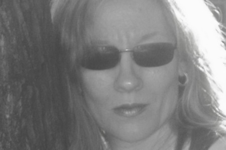 Lynda Jones Photo 30