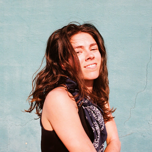 Julia Goebel Photo 2