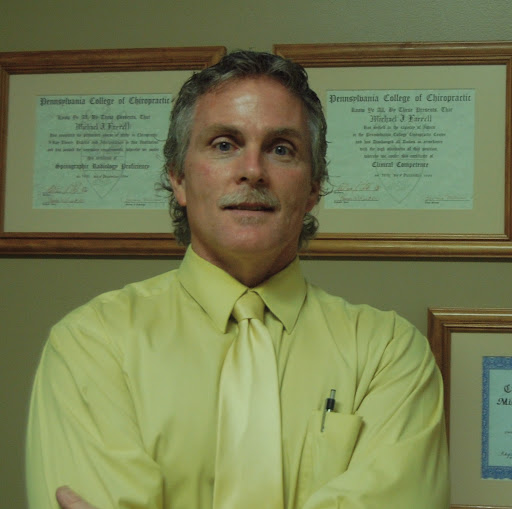 Mike Farrell Photo 29