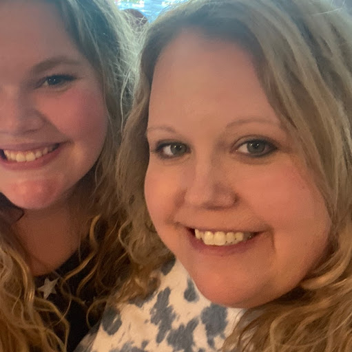 Erica Barton Photo 8