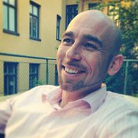 Daniel Urbach Photo 7