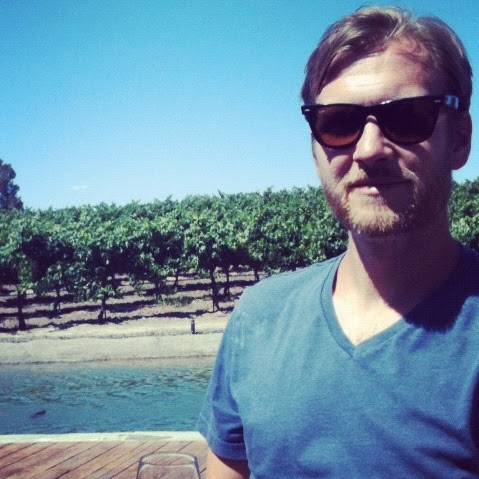 Aaron Hurst Photo 17