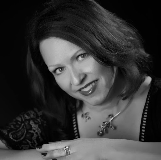 Renee Morgan Photo 7