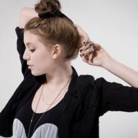 Laura Christiansen Photo 16