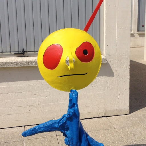 Sally Richards Photo 22