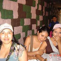 Sandra Robles Photo 18