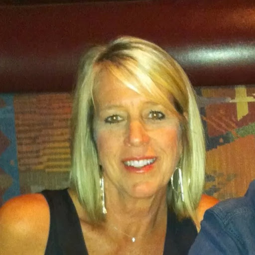 Lori Johnson Photo 12