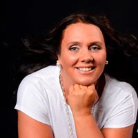 Janet Nilsen Photo 16